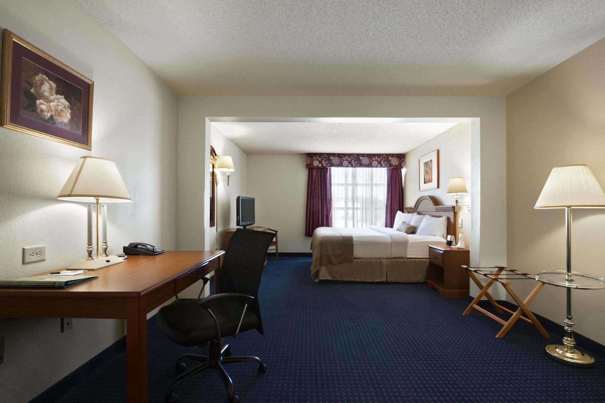 Wingate By Wyndham Augusta Fort Eisenhower Exterior photo